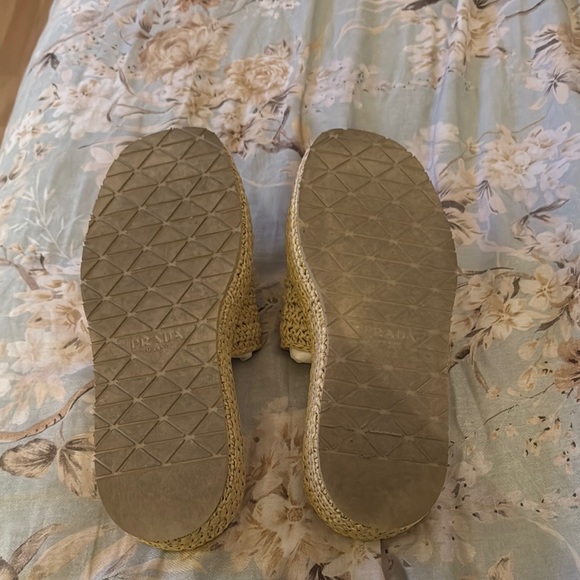 Authentic Prada Tan Woven Mules sandals authentic - Picture 5 of 10